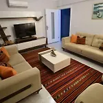 Olive Garden House Vilă
