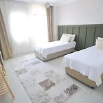 Olive Garden House Vilă