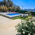 Olive Garden House *